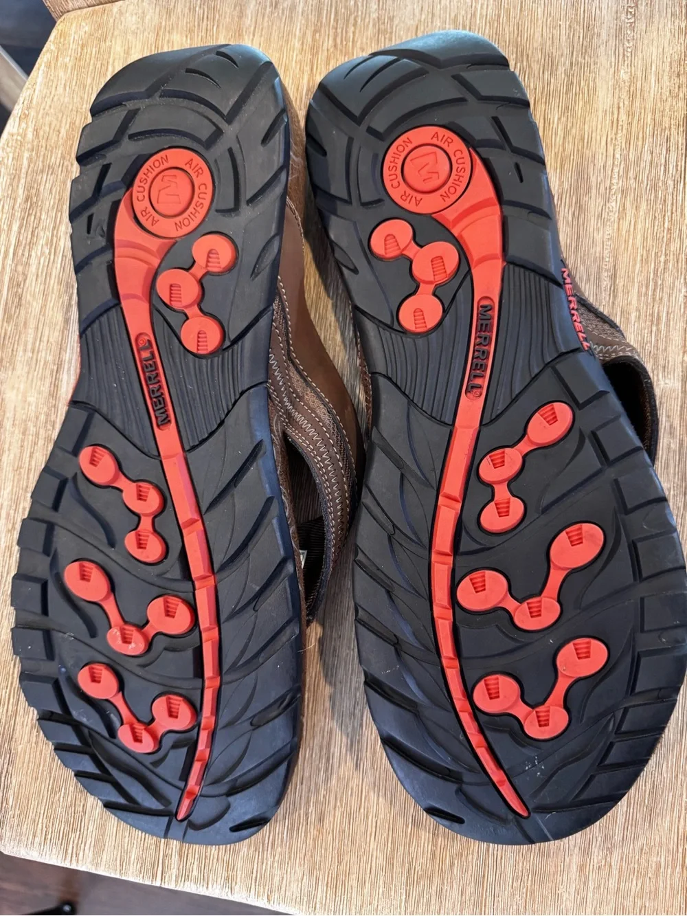 Merrell Men’s Air Cushion Leather Flip Flops Brown Comfort Sandals Size 14 NWOT